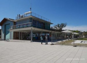 ที่ขายตั๋ว เที่ยวทะเลสาบ Chiemsee