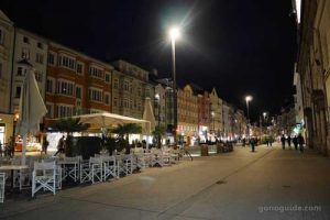 ถนน Theresien Strasse