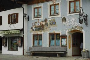 บ้านเพนท์ลาย Mittenwald