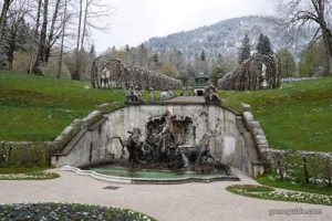 น้ำพุ Linderhof palace